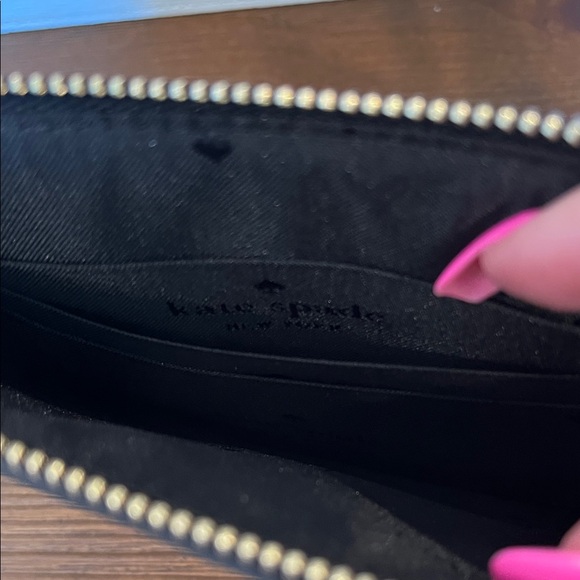 NWT Kate Spade New York Women’s Lucy Spotted Animal Print Medium L Zip Wristlet - Picture 6 of 9